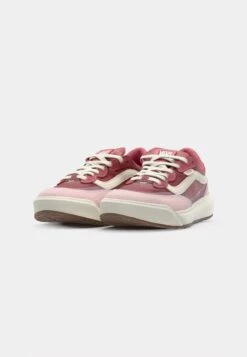 Vans MTE ULTRARANGE 2.0 SE UNISEX - Trainers - Mauvewood -Vans Shop UK 99bf8198ecb64f6286eabd020f3c0d3b