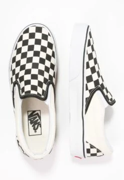 Vans Classic Slip-On - Slip-Ons -Vans Shop UK 9ace3a08fa064fe8ad822714d31d531f