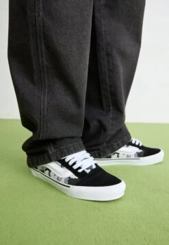 Vans KNU SKOOL UNISEX - Trainers - Black/white