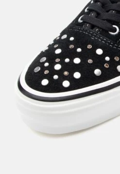 Vans LX AUTHENTIC HARRIS TWEED UNISEX - Trainers - Black -Vans Shop UK 9da9275c5ed24e8a9fae385d4b85ab43