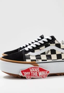 Vans Old Skool Stacked - Trainers -Vans Shop UK 9e97d2849b474379b2ded524e64cce99