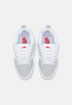 Vans KNU SKOOL UNISEX - Skate Shoes - White/red -Vans Shop UK a01a15a1219b4fad8ba7b7590fd34fc7