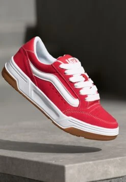 Vans HYLANE UNISEX - Skate Shoes - Red