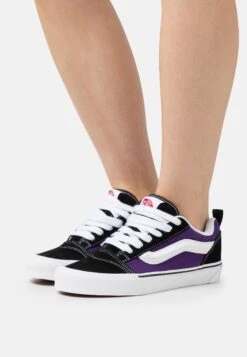 Vans Knu Skool Unisex - Skate Shoes - Black/Purple