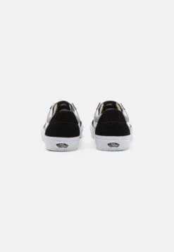 Vans Sk8-Low Unisex - Skate Shoes - Black/Drizzle 10 Vans Sk8-Low Unisex - Skate Shoes - Black/Drizzle -Vans Shop UK a5dbcc8ad0f74193b4926985c4df5192