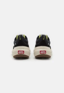 Vans Ultrarange - Trainers -Vans Shop UK a703435db91a44f598dbf8a6f1581852