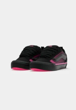 Vans KNU SKOOL UNISEX - Skate Shoes - Black/raspberry Radiance -Vans Shop UK a72a423b11bb439aaefdc85f6ea8dc26