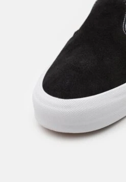 Vans Knu Slip Unisex - Slip-Ons - Black/True White -Vans Shop UK ace456d9ddee49b1a44f6e6a5df8e985