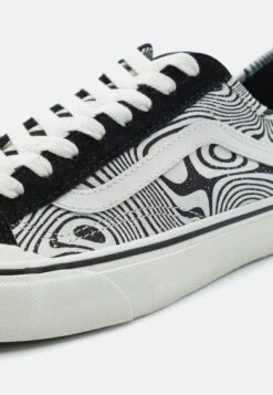 Vans Style 136 Deco Unisex - Trainers - Trippy Grain Black/Black -Vans Shop UK ad29bc88dd4448ccbf01f7691e30ba54