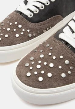 Vans AUTHENTIC PACK UNISEX - Trainers - Dark Brown/ Black -Vans Shop UK ae19522032494d098e7ea55c25b036b3