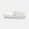 Vans Slip-On - Slip-Ons - White -Vans Shop UK af561a34d7534aa1b663e8b84b7be518