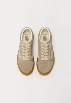 Vans OLD SKOOL UNISEX - Trainers - Neutral Block Gray/gum -Vans Shop UK afa6b72f370946ba8d179542ad0e57cf