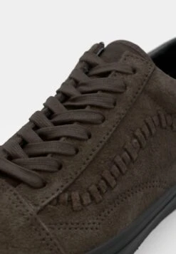 Vans OLD SKOOL UNISEX - Trainers - Brown/black 24 Vans OLD SKOOL UNISEX - Trainers - Brown/black -Vans Shop UK b0a877d79fd34a5a8d0066c77f92cfda