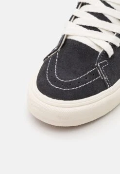 Vans Sk8-Hi Tapered Vr3 Unisex - High-Top Trainers 13 Vans Sk8-Hi Tapered Vr3 Unisex - High-Top Trainers -Vans Shop UK b0c6676a79b1447e93af52bdb5279123