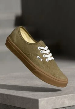 Vans AUTHENTIC UNISEX - Trainers - Warm Brown