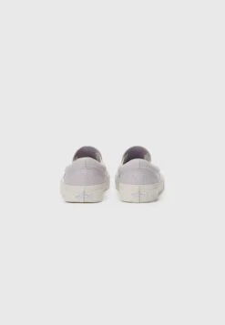 Vans CLASSIC SLIP ON UNISEX - Slip-ons - Pastel Lilac -Vans Shop UK b2ba138f66084323aa1e26e3d8e552b1