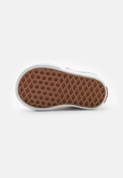 Vans Td Old Skool Unisex- Trainers - Powder Pink/True White -Vans Shop UK b32bd459a9b44619af3212d2d0613a9a