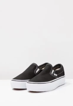 Vans Ua Classic Slip-On Platform - Slip-Ons 13 Vans Ua Classic Slip-On Platform - Slip-Ons -Vans Shop UK b577e92a16c34d59a0b002a2030bef2c