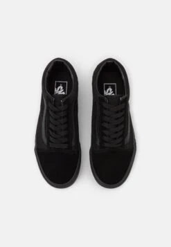 Vans Ua Old Skool Stackform - Trainers - Black -Vans Shop UK b731f37301a64c67b2b33d34a0fa251f