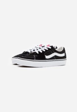 Vans Sk8 Low Unisex - Trainers - Black/True White 13 Vans Sk8 Low Unisex - Trainers - Black/True White -Vans Shop UK b802cb885d10466fa6e05765e4152801