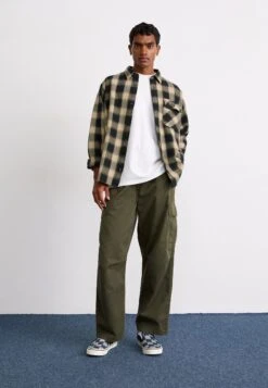 Vans CLASSIC UNISEX - Slip-ons - Grey -Vans Shop UK b9911b2dc1f84bf6b5ac6bf6f08beb52