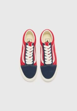 Vans OLD SKOOL UNISEX - Trainers - Tone Navy/red -Vans Shop UK ba13f827cc874159ad5f2a3b9abe0530