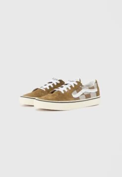 Vans SK8 LOW UNISEX - Trainers - Brown -Vans Shop UK baf80477a0d64a7180d0bcdcd4a7a974