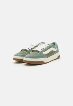 Vans HYLANE UNISEX - Skate Shoes - Green Tea -Vans Shop UK bb3f05ae41b34abd84206cfdd3887b49