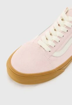 Vans OLD SKOOL UNISEX - Trainers - Pink/gum -Vans Shop UK bc259e3c23d14e349d971d92e2b8ea37