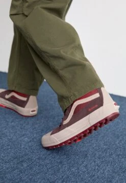 Vans MTE SK8-HI GORE TEX UNISEX - High-top Trainers - Incense -Vans Shop UK bf1b111b964749dabe0328106ddca1c7