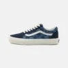 Vans Old Skool Unisex - Trainers - Navy/Dark Denim 2 Vans Old Skool Unisex - Trainers - Navy/Dark Denim -Vans Shop UK c07bde42ee594075a449efbdc8138ef2