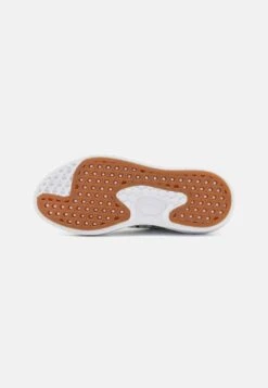 Vans Ua Old Skool Overt Cc - Trainers - Black/White -Vans Shop UK c19a28b3cef54f75b6581438dcf5945e