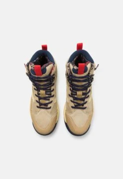 Vans Ultrarange Exo Hi Mte-1 Unisex - High-Top Trainers - Taos Taupe -Vans Shop UK c37d9f0d85e14bd3bbe47f6afdfbcfcb