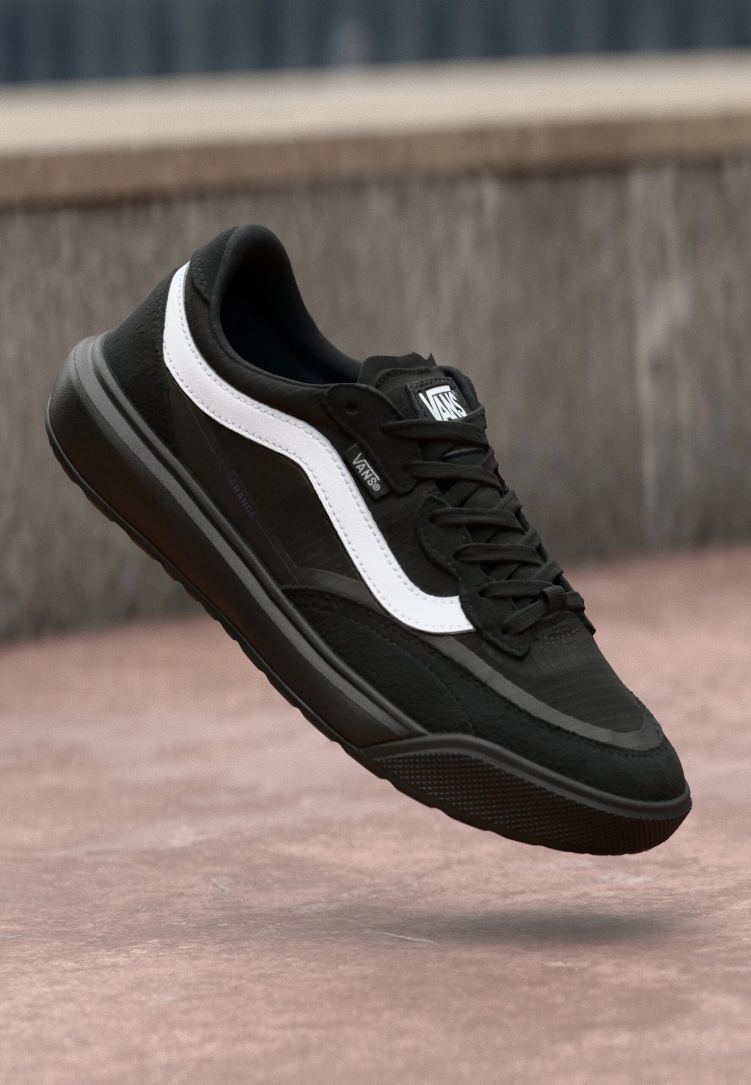 Vans MTE ULTRARANGE 2.0 SE UNISEX - Trainers - Black 3 Vans MTE ULTRARANGE 2.0 SE UNISEX - Trainers - Black