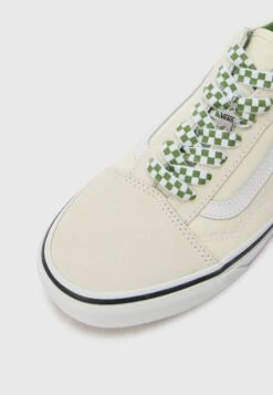 Vans OLD SKOOL UNISEX - Trainers - Marshmallow/green -Vans Shop UK c93ece0cc4ae44299b816e802d4868bc