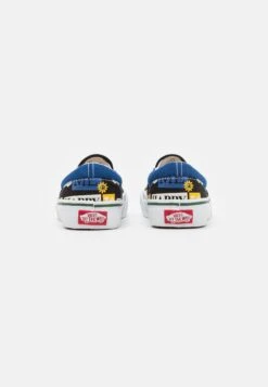 Vans Classic Slip-On Unisex - Slip-Ons - Black/Multi-Coloured -Vans Shop UK ca8344fd307e4030b7ce889cc4468859