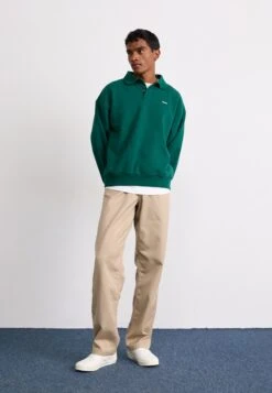 Vans CLASSIC UNISEX - Slip-ons - White -Vans Shop UK ca98b141fc2644d29b51f6ccd981fae2