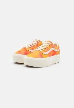 Vans Ua Old Skool Stackform - Trainers - Tonal Orange -Vans Shop UK cb156ce0c9ea43fd8321926c0905990a