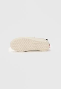 Vans MTE INSULATED UNISEX - Platform Ankle Boots - Beige/off White -Vans Shop UK cc57f83998dd4c1bacf5dd819f089772