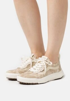 Vans Ultrarange Vr3 - Trainers - Sand/Off White