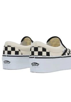 Vans Classic Stackform - Slip-Ons - Black -Vans Shop UK d022347ee4d74804bdedd6760c206ee3