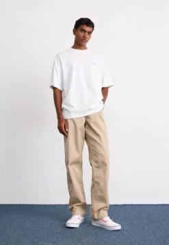 Vans OLD SKOOL UNISEX - Trainers - Pop Raspberry Rose -Vans Shop UK d15a4c5aa5534821a92887c6981b4924