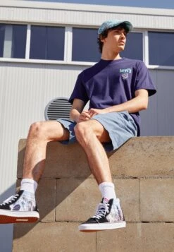 Vans Sk8-Hi Unisex - High-Top Trainers - Frances Stark/Black 12 Vans Sk8-Hi Unisex - High-Top Trainers - Frances Stark/Black -Vans Shop UK d1a1c1b858a94299be73eae2dc588871