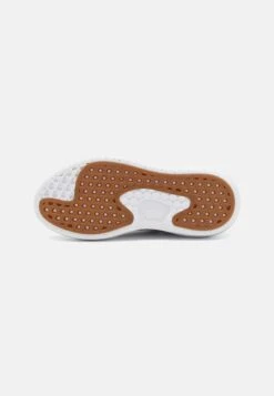 Vans Ua Old Skool Overt Cc - Trainers -Vans Shop UK d40e6c3e9eec43208903917d65bcec0d