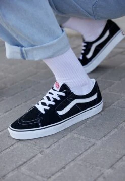 Vans Sk8 Low Unisex - Trainers - Black/True White 11 Vans Sk8 Low Unisex - Trainers - Black/True White -Vans Shop UK d4f34a8a40b64d7a9e7bf950a10da96e