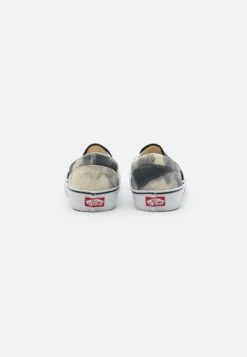 Vans Unisex - Slip-Ons -Vans Shop UK d5f0b1d1a47446439bca106650dcfd44