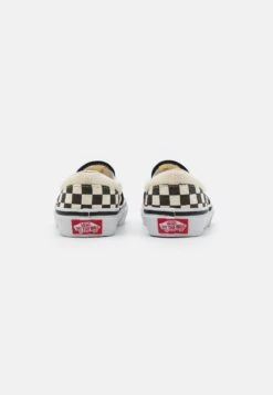 Vans Classic Slip-On Unisex - Slip-Ons - Black/White -Vans Shop UK d733dff2bbca4f42ba172bd7f869e961