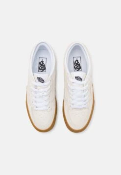 Vans ROWLEY CLASSIC UNISEX - Trainers - Marshmallow/white -Vans Shop UK d8c59b471ee14cae9f7b00eabe9b4b08