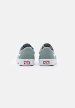Vans Sk8-Low Unisex - Trainers - Green Milieu/True White 10 Vans Sk8-Low Unisex - Trainers - Green Milieu/True White -Vans Shop UK dc83a08aa282480ba928c61f4dc3a7e6