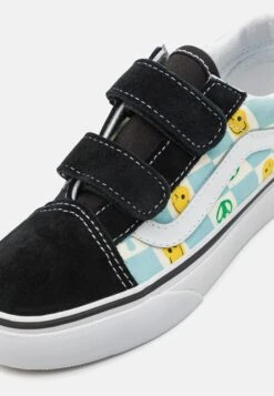 Vans Old Skool Unisex - Trainers - Black/Multi-Coloured -Vans Shop UK dee5ef0d5a1945a3b821f9b0ad0f5231